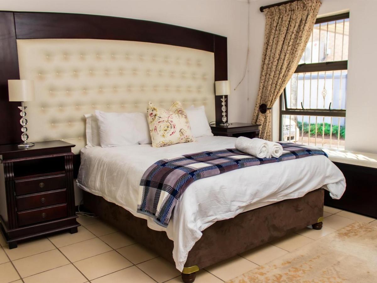 Royal Guesthouse Мтунзини Номер фото