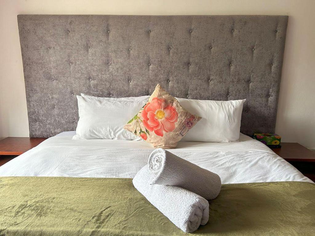 Royal Guesthouse Мтунзини Номер фото